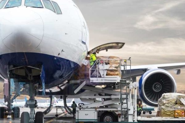 Air Freight (Import & Export) Air Freight (Import & Export)